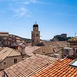 Old Town Duodecim