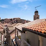 Old Town Duodecim